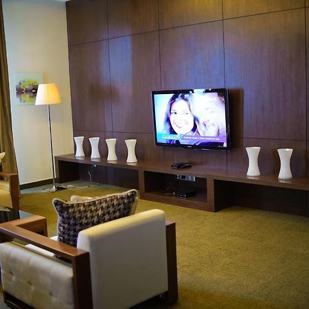 Voyage Hotel Karagandy Eksteriør bilde