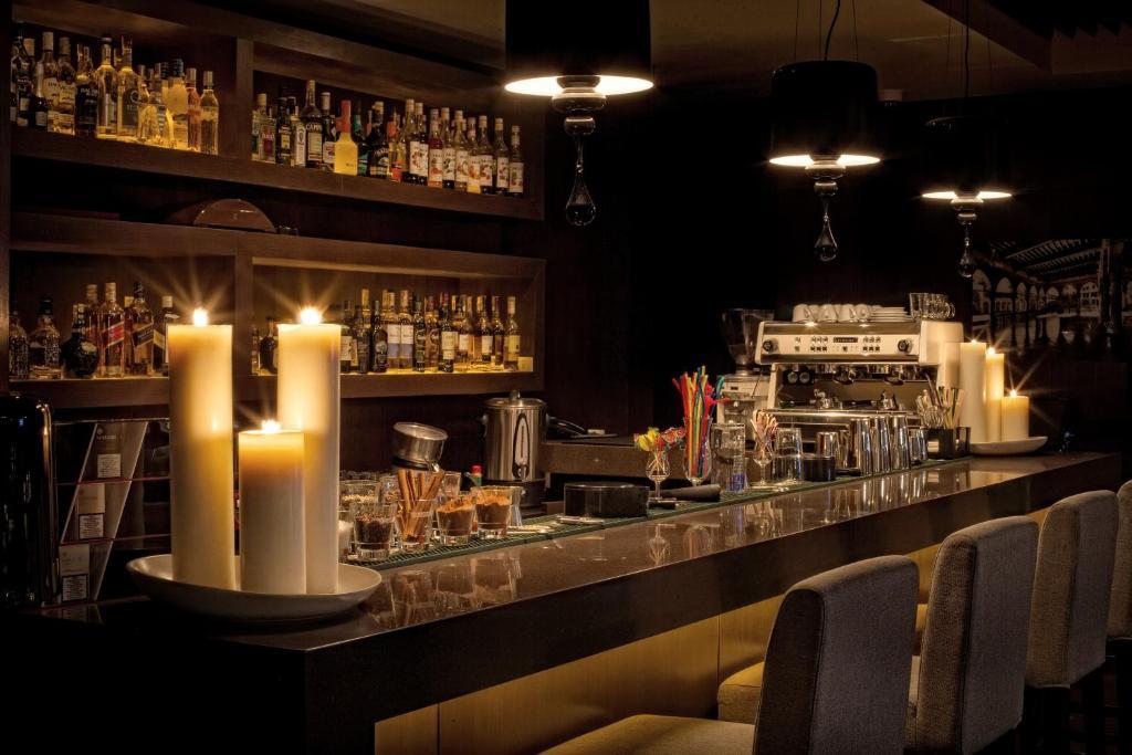 Voyage Hotel Karagandy Eksteriør bilde