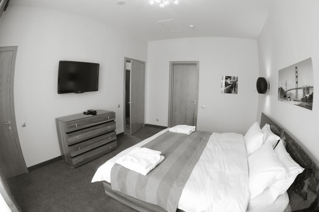 Voyage Hotel Karagandy Eksteriør bilde